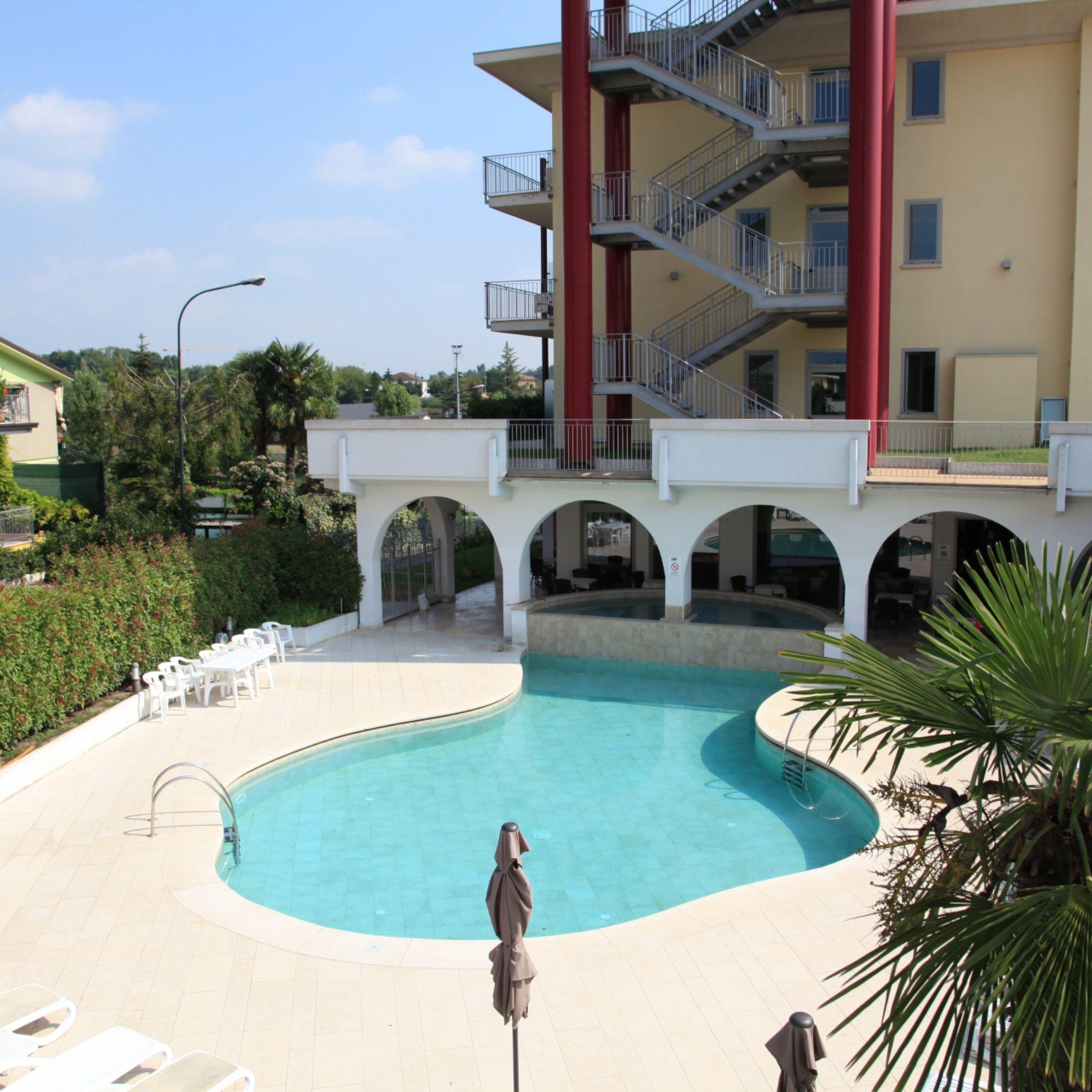 Hotel Rivus Peschiera del Garda Exterior foto